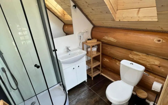 Jedlina - naturalny dom z bali jodłowych