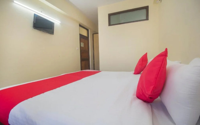Gompus By OYO Rooms