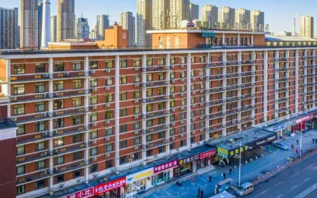 Homeinn Plus Hotel (Shenyang Railway Station East Square Subway Station)