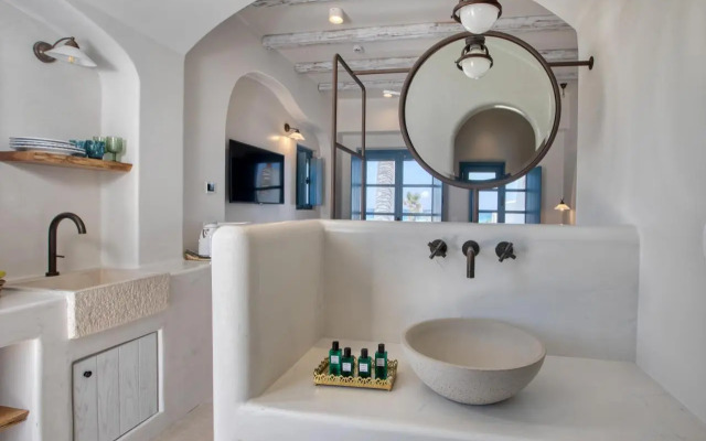 Blue Pearls-Adults Only Luxury Suites