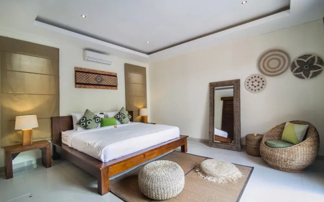 MariJo Villa