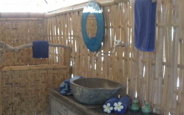 Gili Shack 58 Bed & Breakfast
