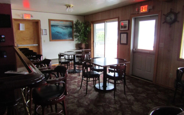 Captain's Choice Motel