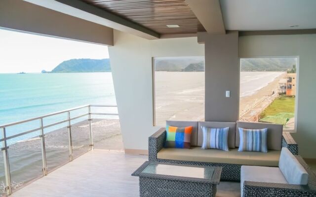 Punta Baler Hotel