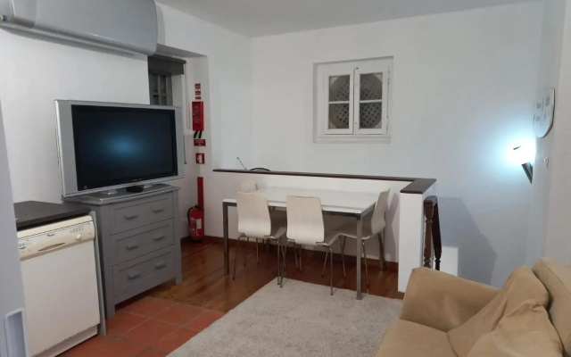 Cozy Apartment in Sintra Village