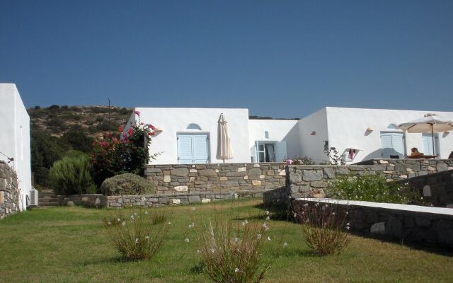 Glyfa Village