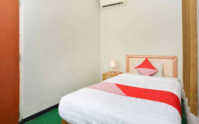 Oyo 743 Garden Guesthouse