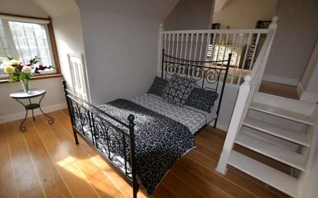 The Penthouse, Essex