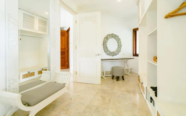 Avillion Villa Cinta @ Sanur – Guest Rooms – Denpasar