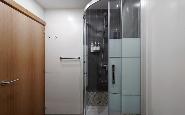 Numa | Lustre Apartments