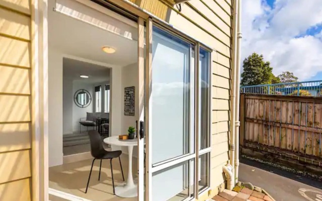 Stunning Studio In Grey Lynn!