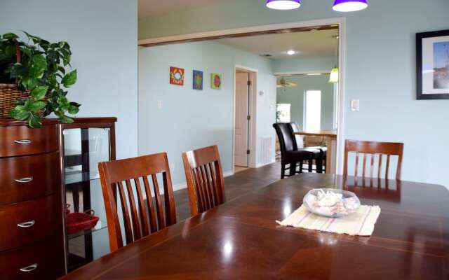 121 12Th Street - Three Bedroom Home