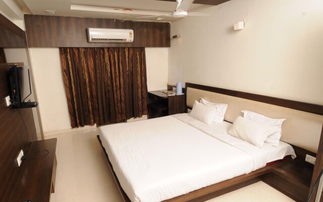 Hotel Neelkanth-Paradise