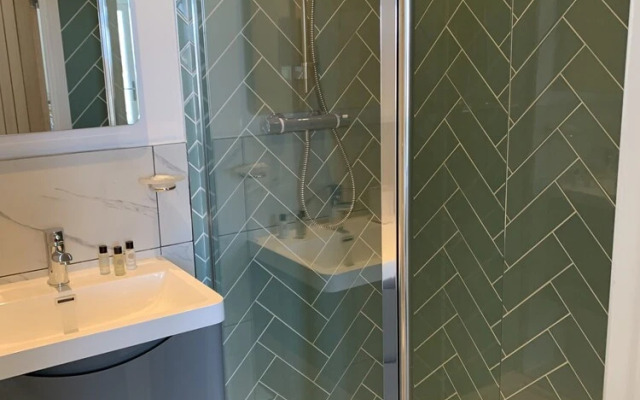 Lazy Waves Boutique B&B