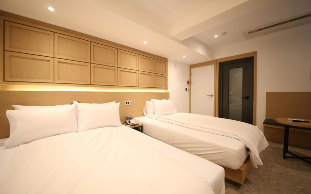 Vantt Hotel