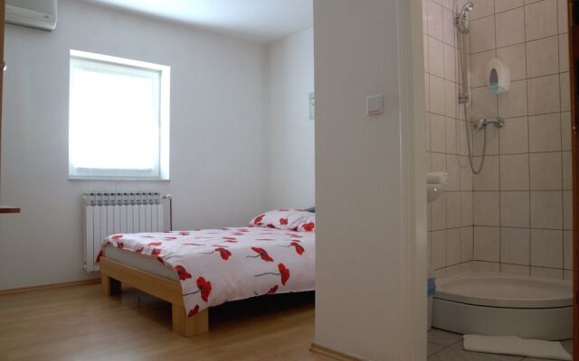 Guesthouse Ivac Inn Zagreb Airport