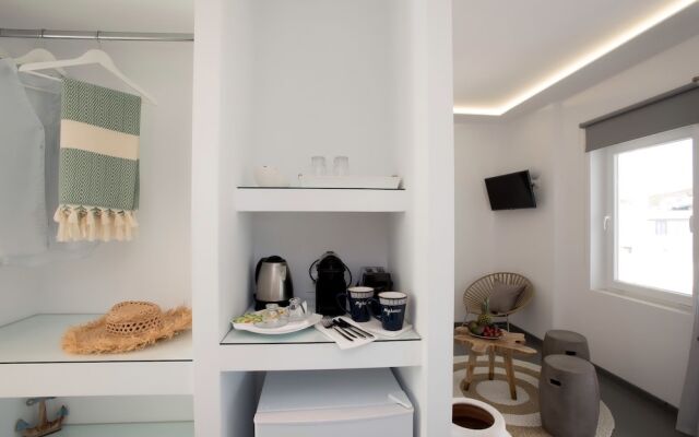 Jonaz Rooms & Suites