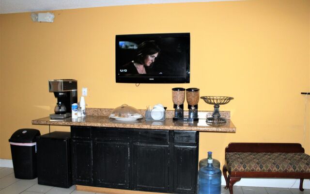 Airport Inn - Chattanooga