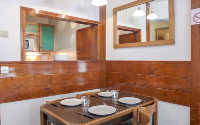 Le Chamois Blanc 33116