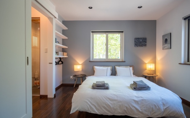 Forest Hideaway – Guest Rooms – Niseko
