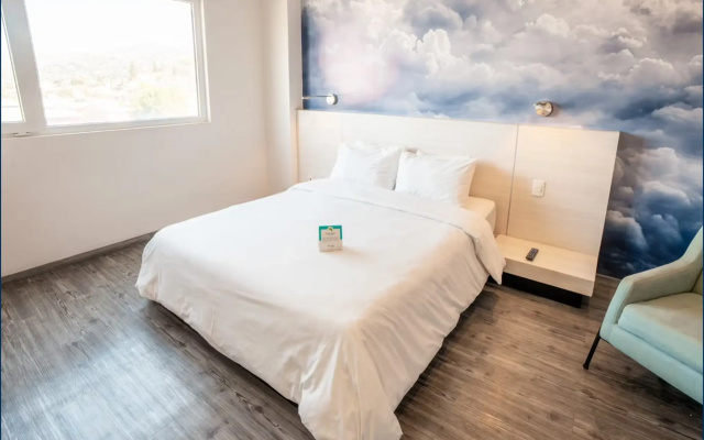 Life Hotel