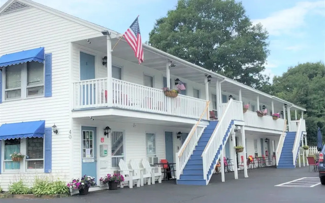 Seacoast Motel