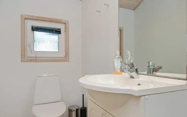 6 Person Holiday Home in Hemmet-by Traum