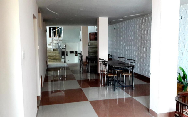 OYO 1679 Value Hotel