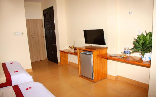 Stay Hue Hotel
