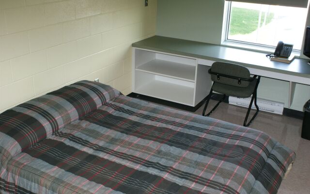 Residence & Conference Centre - Sudbury West