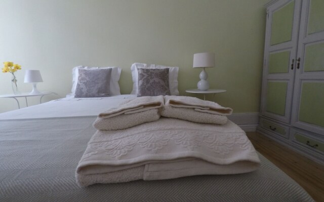 Casa Coimbra Guesthouse & Garden