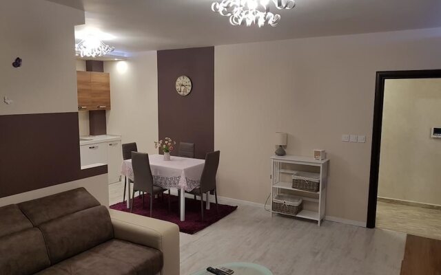 Apartament Perlla