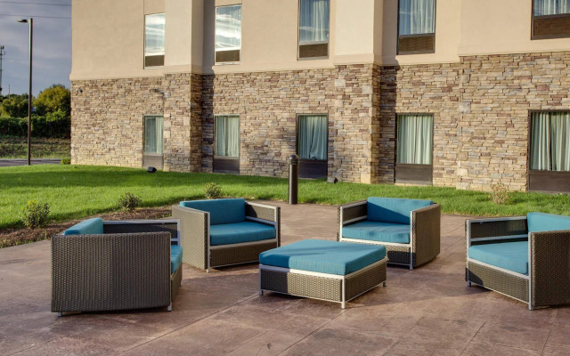 Hampton Inn & Suites Philadelphia/Bensalem