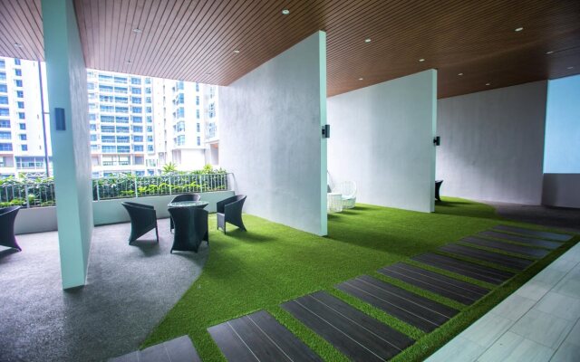 Play Residence At Atlantis