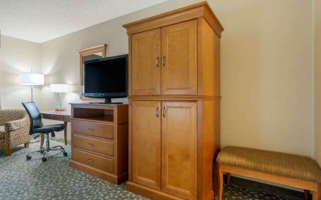 Best Western Plus Oak Harbor Hotel & Conference Center