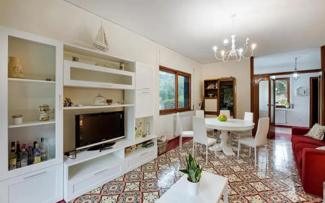 Estate4home - Villa Louise