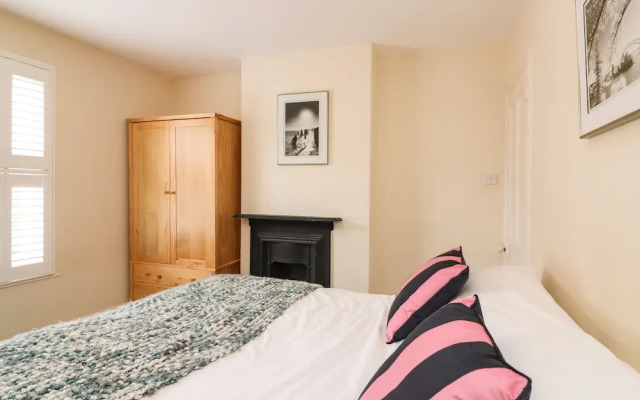 Mayflower, 9 Coronation Road