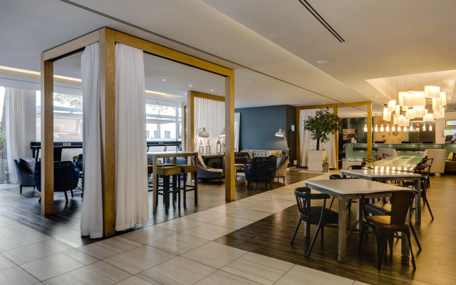 Protea Hotel Fire & Ice by Marriott Cape Town