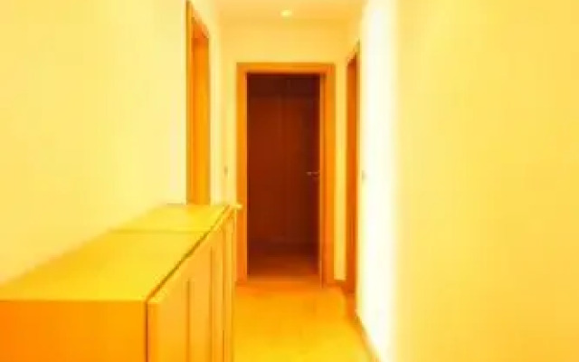 Modern Apartment near the Bridge