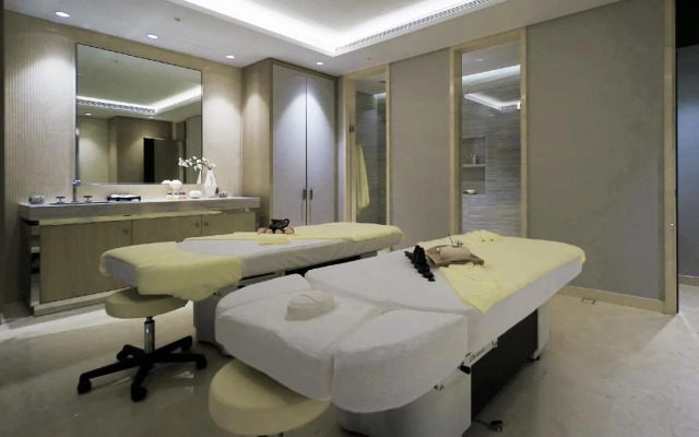 Cachet Boutique Zhejiang Circuit