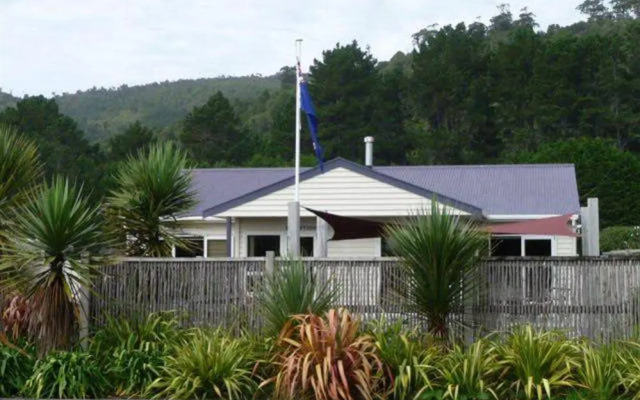 Charming Creek Bed and Breakfast