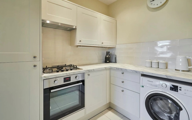 Host Stay 3 Metropole Towers