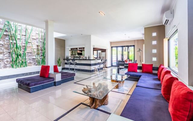 Anedda Mutiara Villa