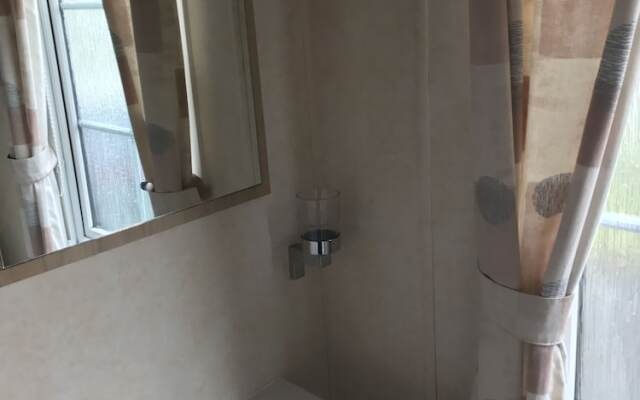 Craig Tara Deluxe Caravan Holidays