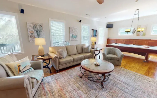 The Pelican House by Tybee Vacation Rentals
