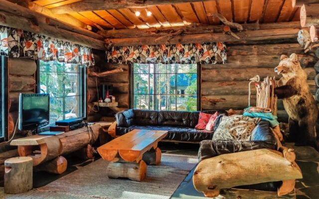 Holiday Home Puuhamaa