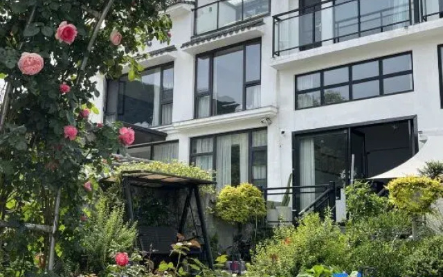 Shenbei Flower Garden Light Luxury Flower Homestay