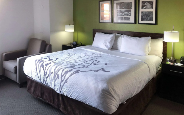 Days Inn by Wyndham McDonough