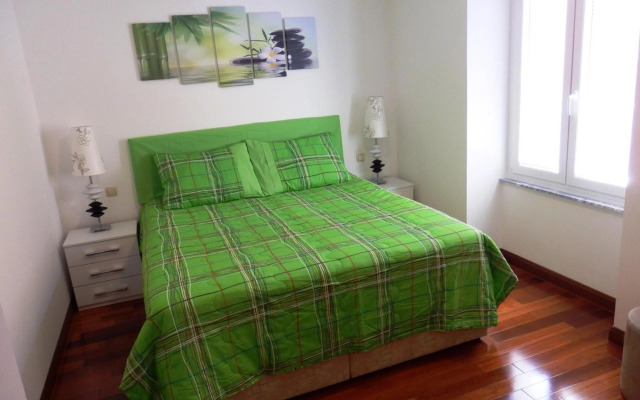 Center Stylish Apartment