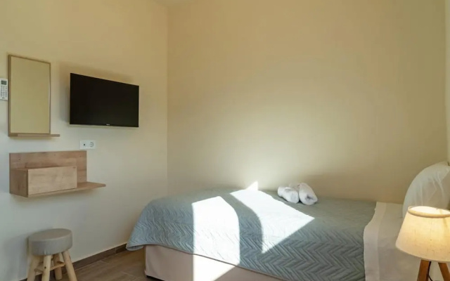 Amethyst Nevelo Quality Villas